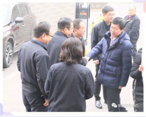 市政協(xié)副主席、住建局黨組書記、局長(zhǎng)侯津琪到益和熱力公司走訪慰問一線職工